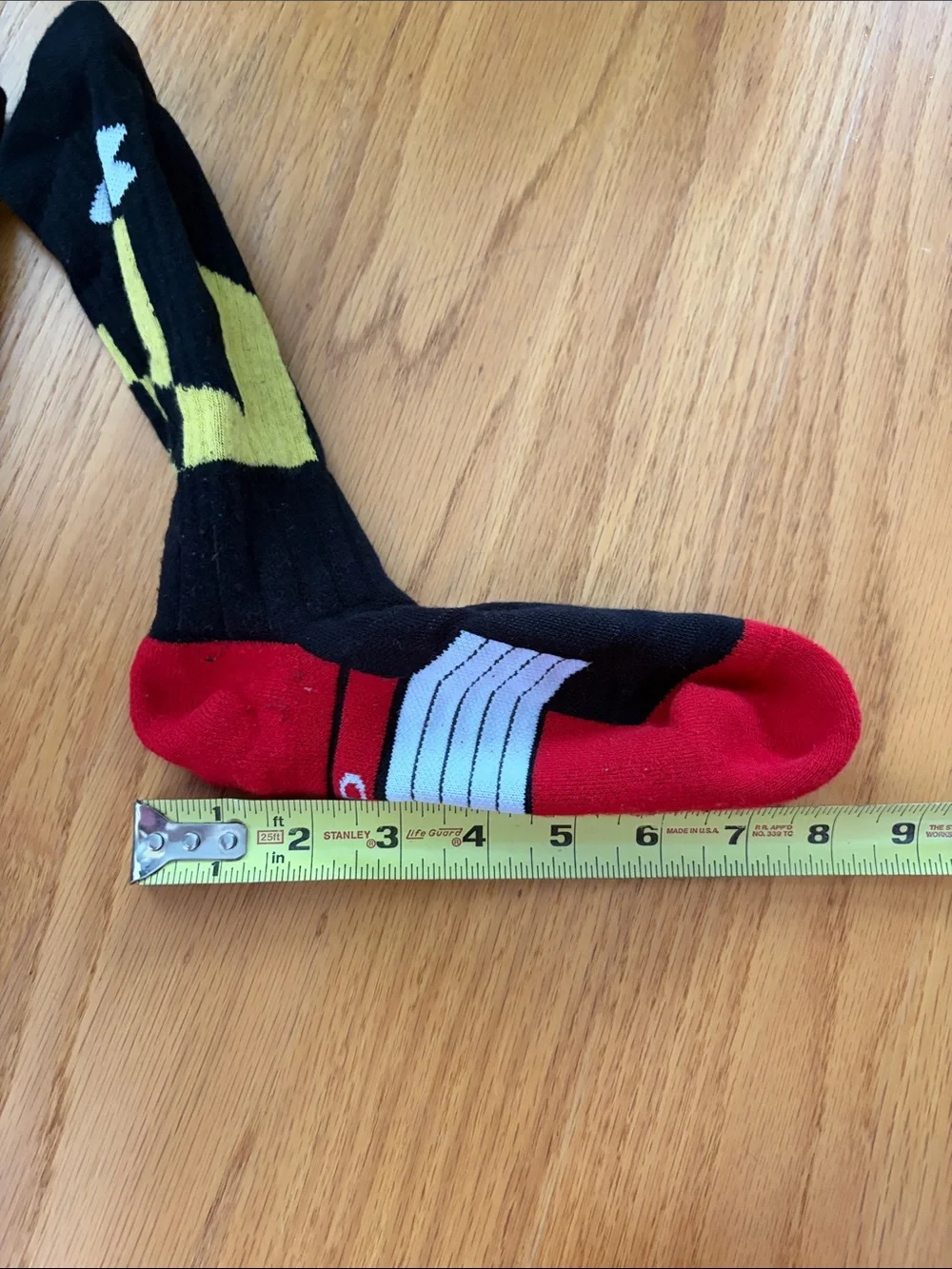 Under Armour Maryland socks size medium